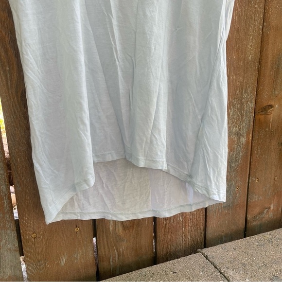 J CREW Women’s Pale Blue Lyocell Round Neck Lightweight Short Sleeve Size Small - Picture 5 of 11